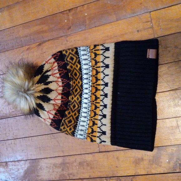 NWOT Frye winter hat - Picture 7 of 7
